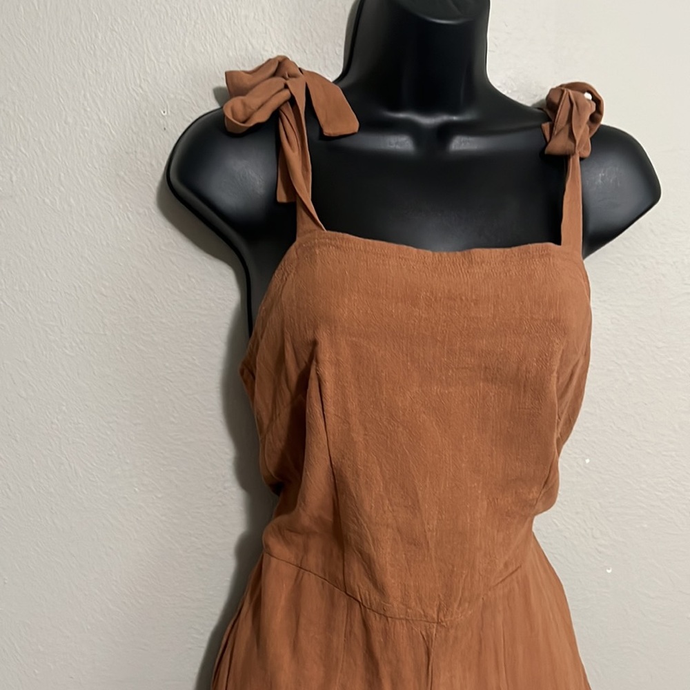 Cotton pant suit with tie shoulders